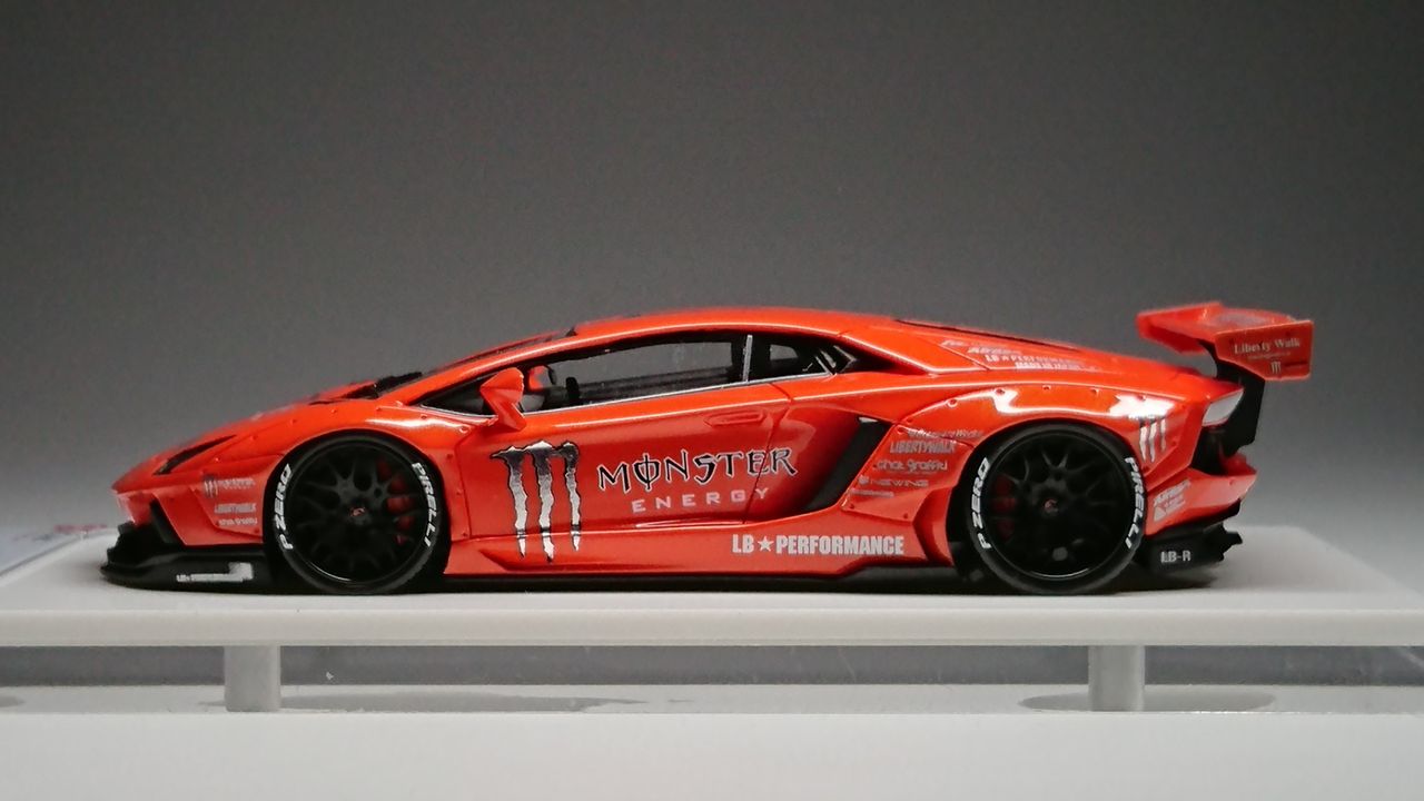 待望の納車..Fuelme 1/43 LB☆PERFORMANCE AVENTADOR