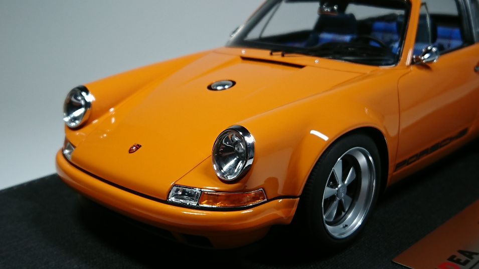 Bigなって戻って来ました....IDEA 1/18 Singer 911(964) Targa Orange 