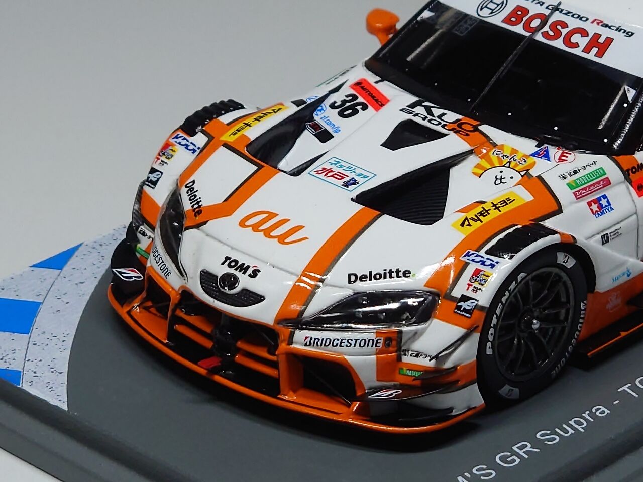 2023年GT500チャンピオン.Spark 1/43 au TOM'S GR Supra -TGR 2023年GT500チャンピオン.Spark 1/43 au TOM'S GR Supra -TGR