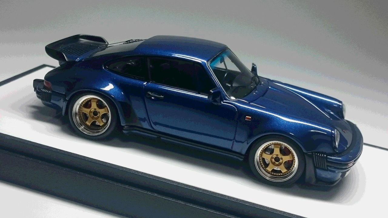 Vision1/43Porsche 930 turbo 1988 Metallic Dark Blue