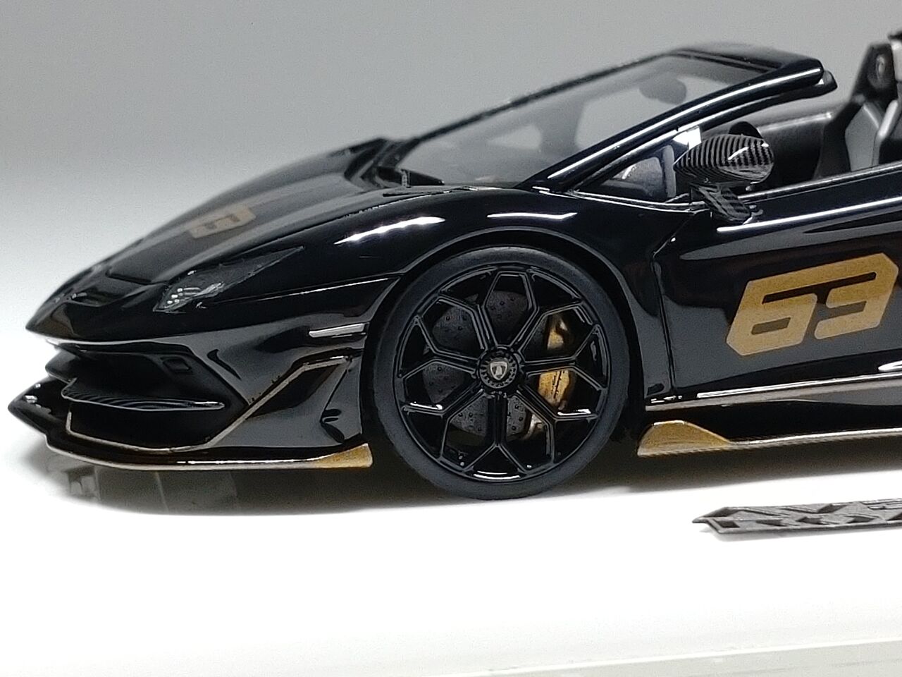 Lamborghini Aventador 限定 アイドロン em285i Lamborghini Aventador 限定 アイドロン em285i Make Up Co