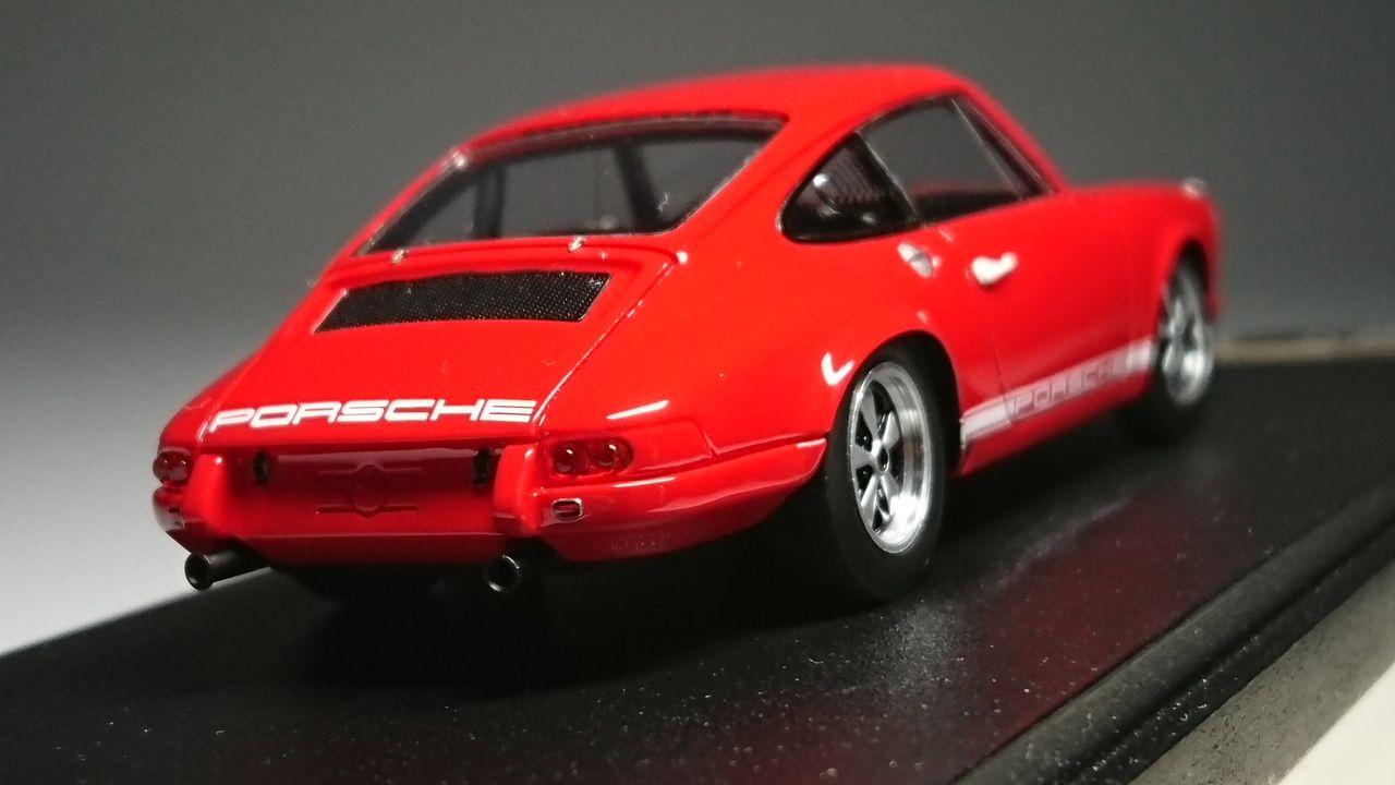 Amazon.co.jp: 1/43 エイ出版社 ポルシェ 911R レッド 限定