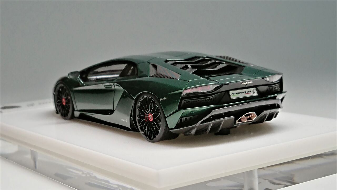 アヴェンタドールS Part3 EIDOLON COLLECTION 1/43 Lamborghini アヴェンタドールS Part3 EIDOLON COLLECTION 1/43 Lamborghini
