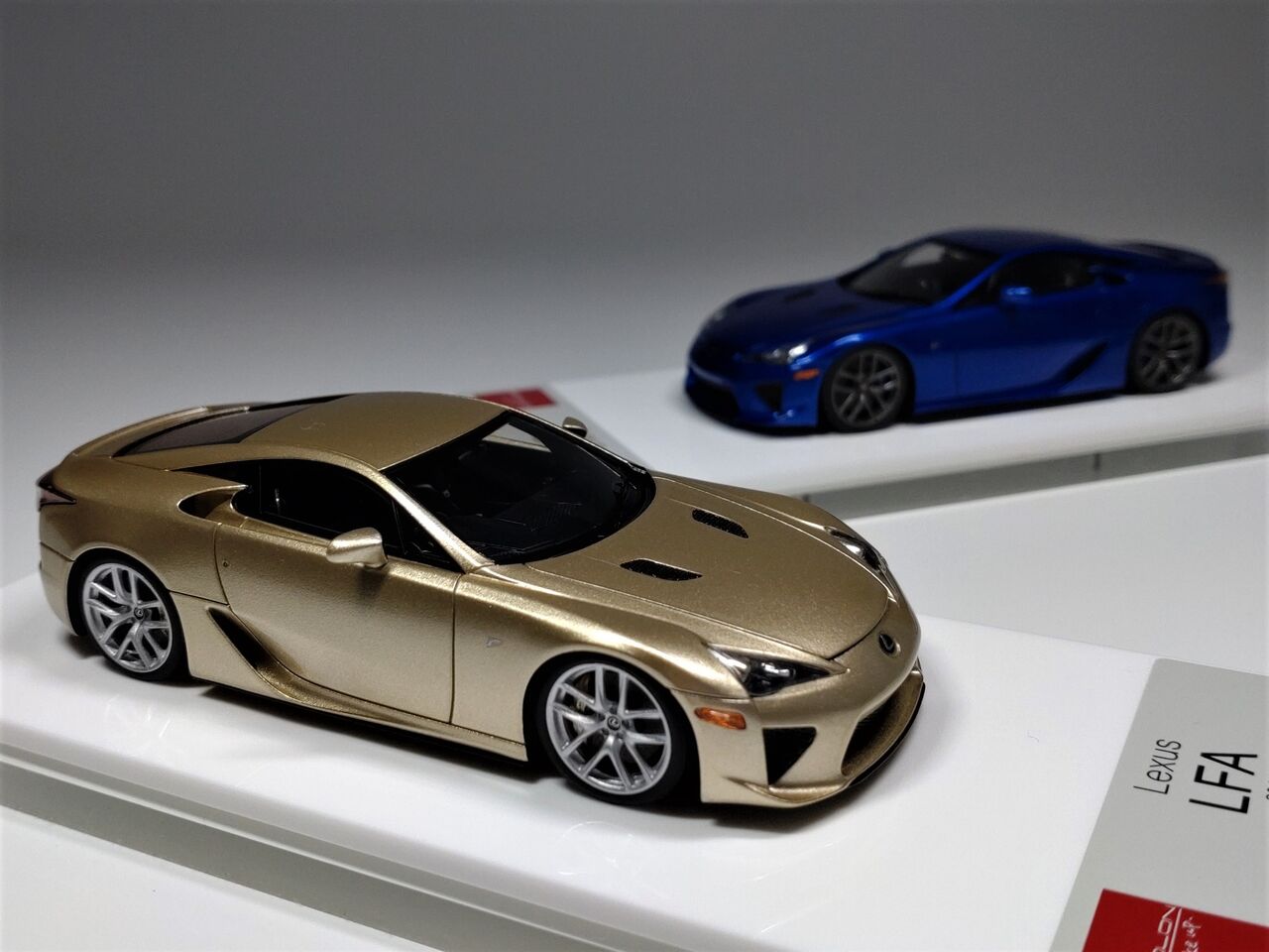 綺麗な色だな～.EIDOLON 1/43 Lexus LFA 2010 Crystal Gold