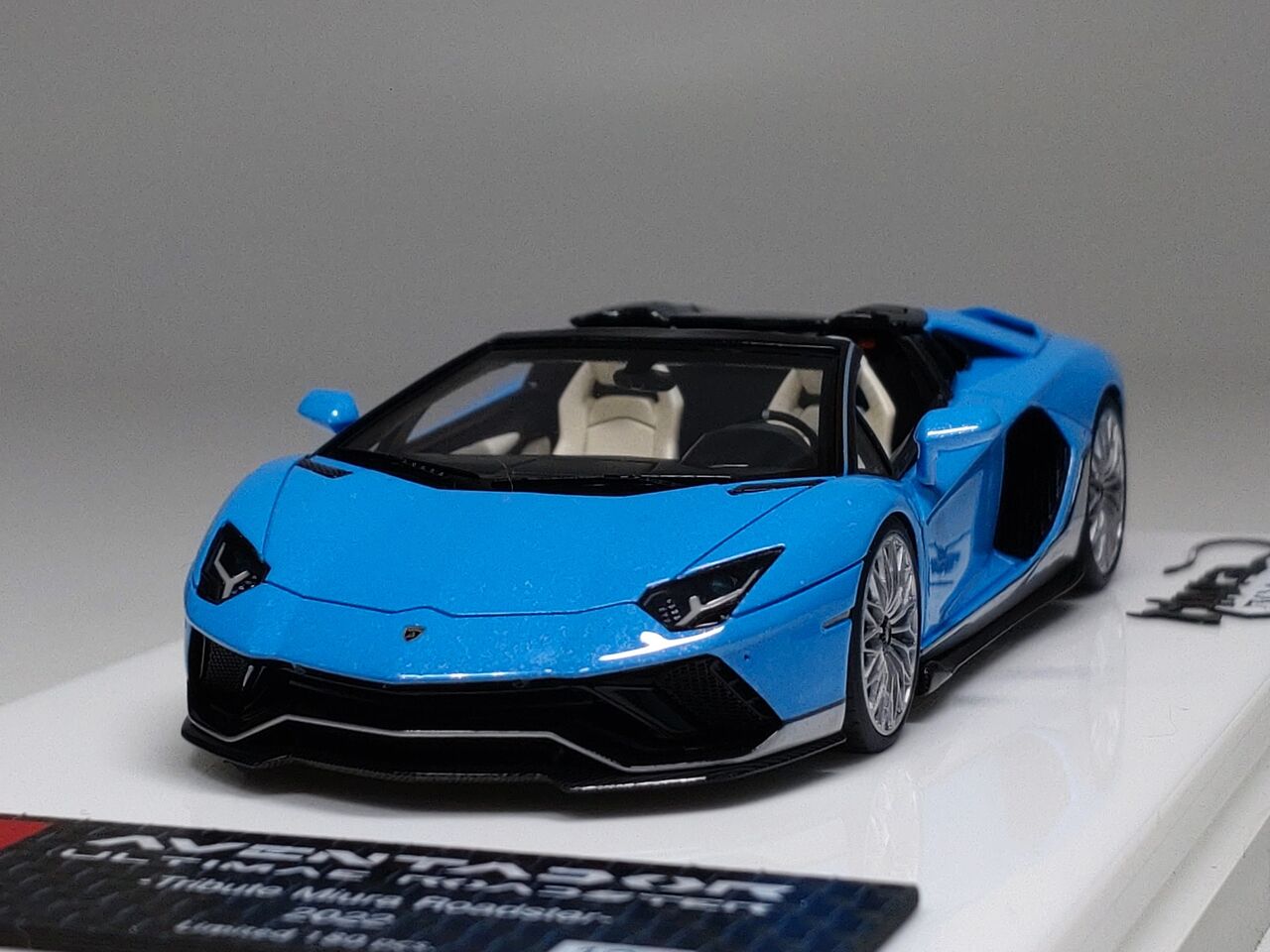 別腹な1台..EIDOLON COLLECTION 1/43 Lamborghini Aventador