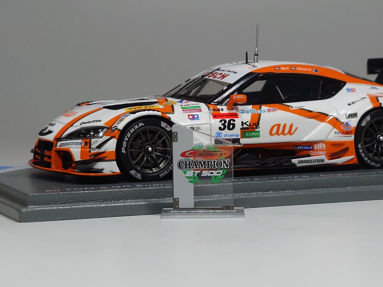 特別仕様【spark】au TOM'S GR Supra 2023 チャンピオン 特別仕様【spark】au TOM'S GR Supra 2023 チャンピオン