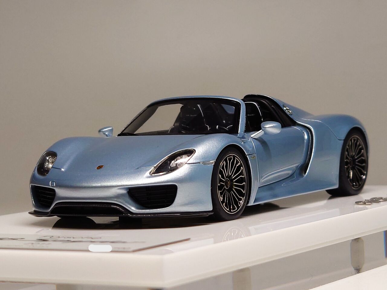 ダメもとでEIDOLON COLLECTION 1/43 Porsche 918 Spyder ダメもとでEIDOLON COLLECTION 1/43 Porsche 918 Spyder