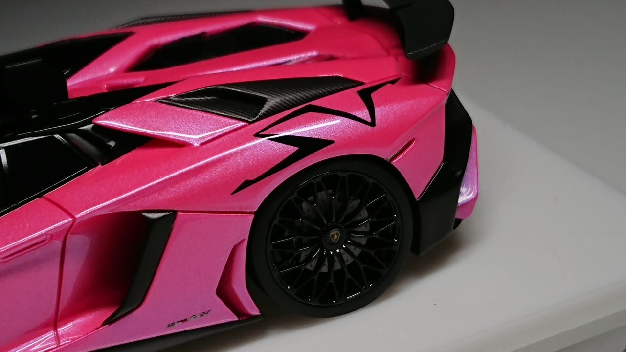 おお～これは嬉しい！Eidolon 1/43 Lamborghini Aventador LP750-4 SV