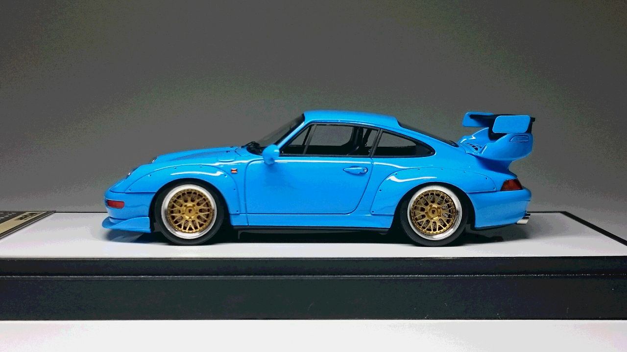 Spark 1:43 Porsche 911 (993) GT2 白 WAP0202120RGT2 モデル 車