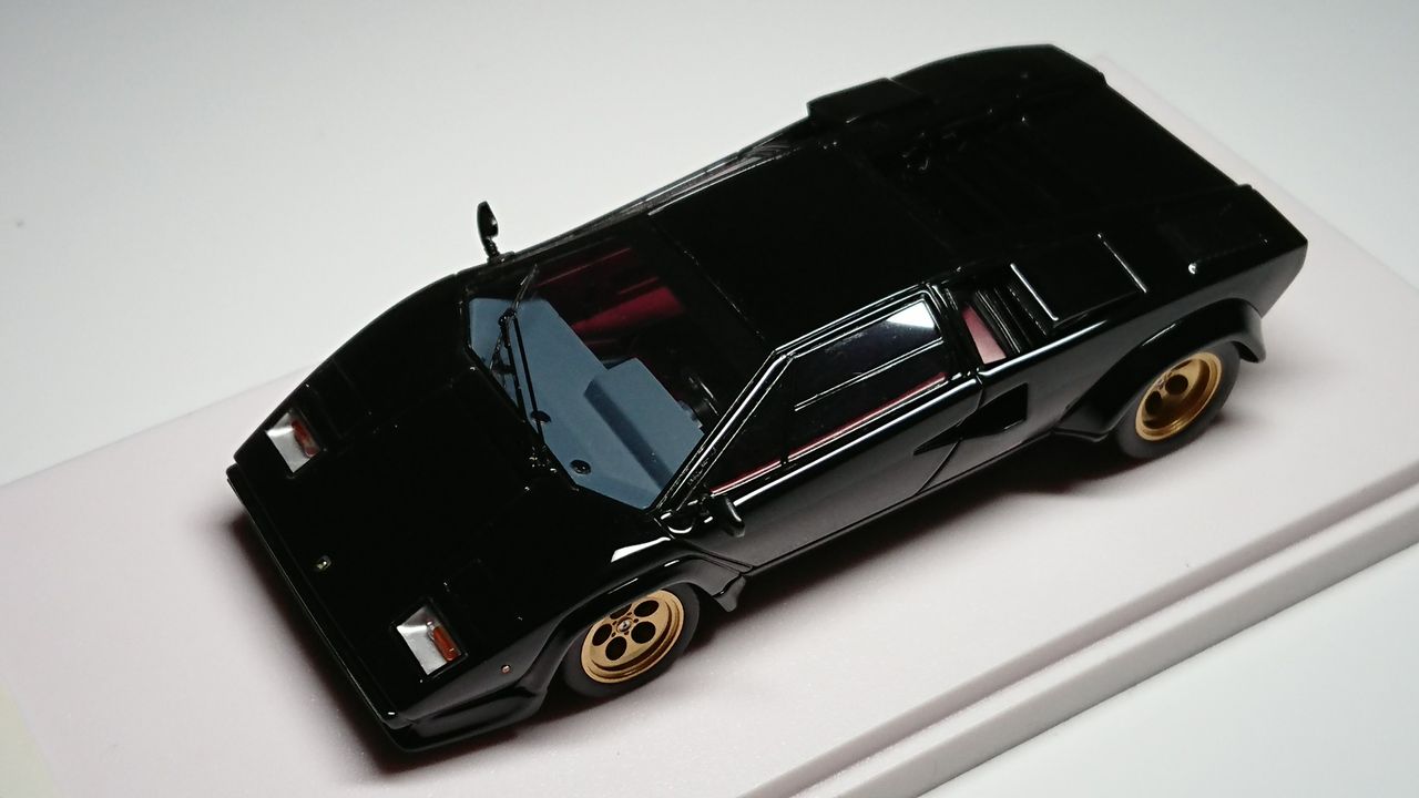 ようやく手に出来たブラックカウンタック！Eidolon 1/43
