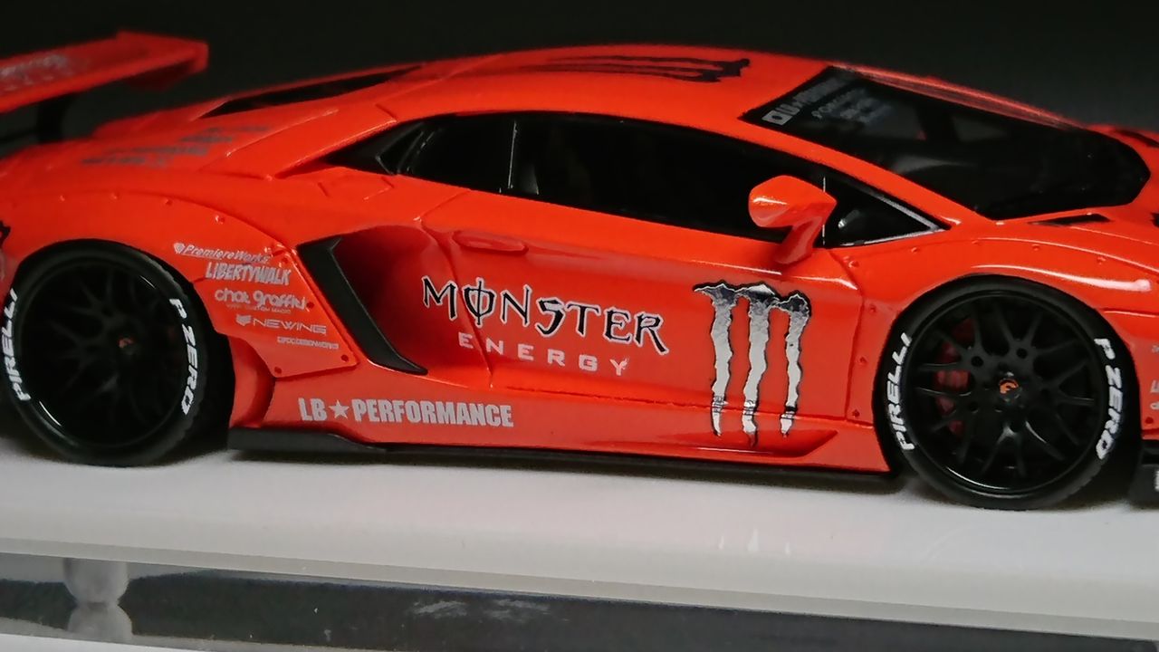 待望の納車..Fuelme 1/43 LB☆PERFORMANCE AVENTADOR