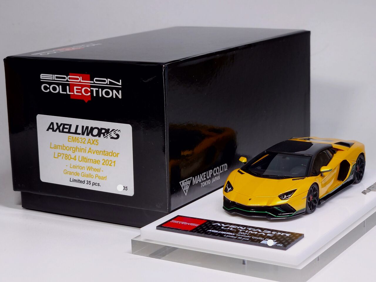 Amazon.co.jp: 世界9台 LOOKSMART 1/43 Lamborghini Aventador J