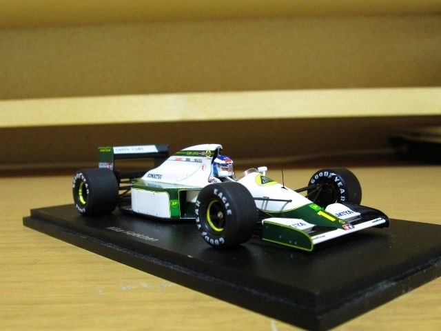 スパーク1/43ロータス102B : ミニカー道中記 スパーク1/43ロータス102B : ミニカー道中記