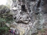 鋸山 奇岩と石像