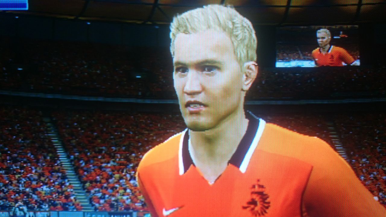 デニス ニコラース マリア ベルカンプ Dennis Nicolaas Maria Bergkamp ウイニングイレブンクラシックエディット デニス ニコラース マリア ベルカンプ Dennis Nicolaas Maria Bergkamp ウイニングイレブンクラシックエディット