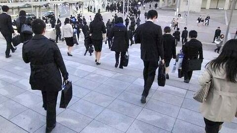 出社前ワイ 彡(;)(;) 出社後ワイ 彡(^)(^) : 速報+ナビ
