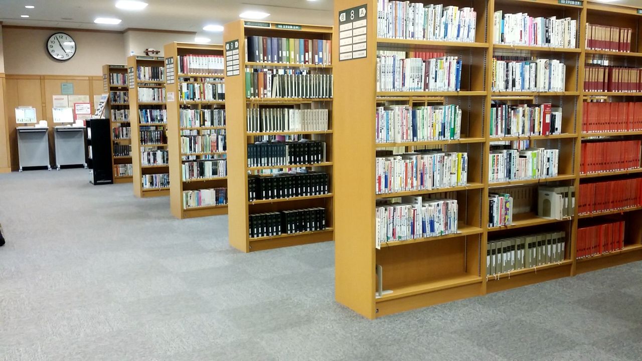 図書館 佐井 寺