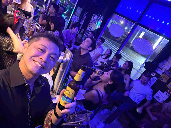 598585589_64442767_n