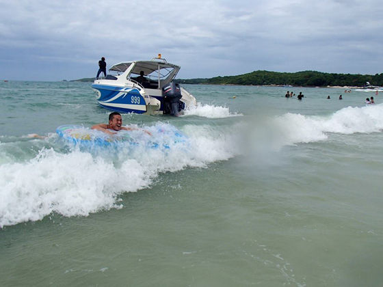 1081098_427031724077644_447375456_n