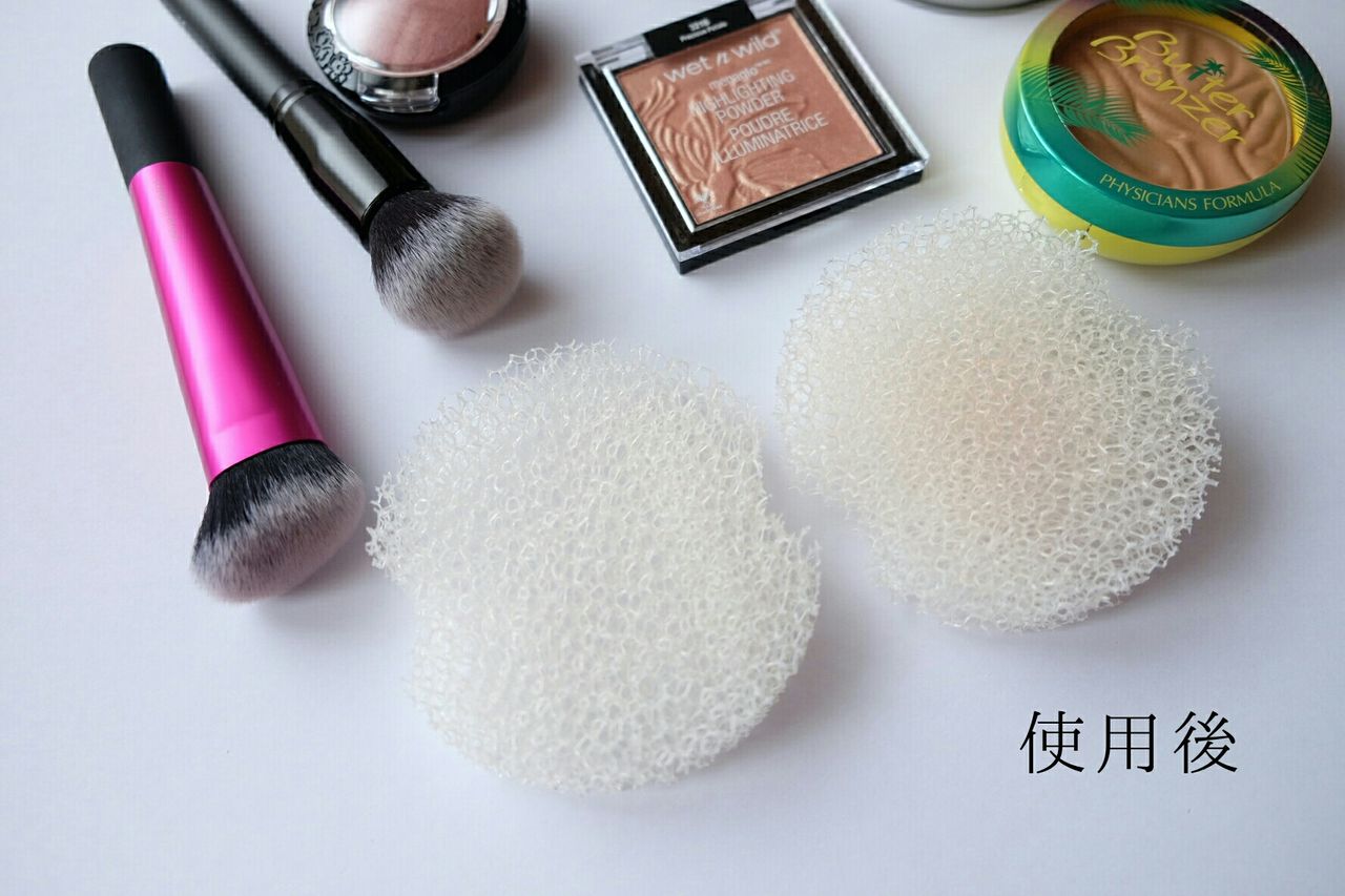 100均スポンジがメイクブラシクリーナーに早変わり Base Of The Life 暮らしの拠点