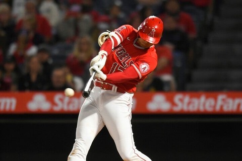 77348985-EA7C-4AEF-9D79-4ACBDBE496A2