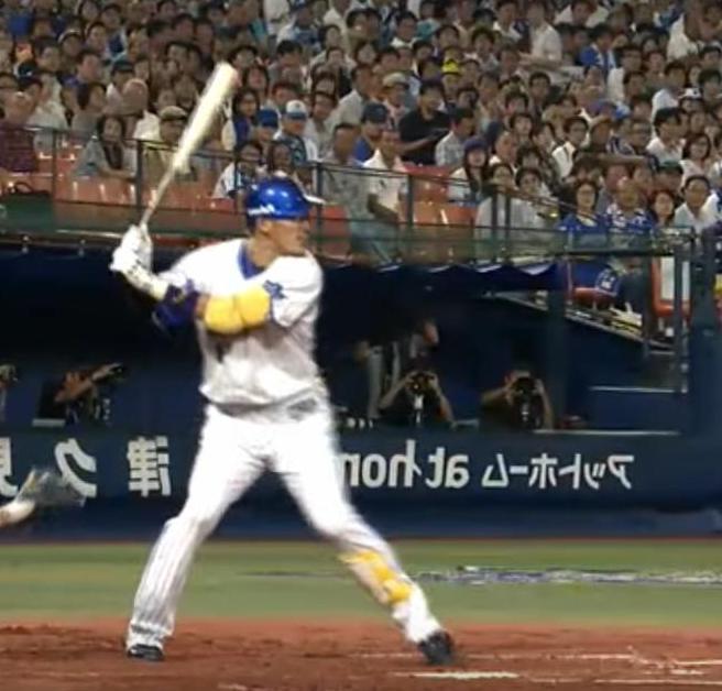 梶谷隆幸選手の打撃フォーム連続写真 右打者版 胸面から 野球動作分析強化指導サイト ヤキュウモーション 梶谷隆幸選手の打撃フォーム連続写真 右打者版 胸面から 野球動作分析強化指導サイト ヤキュウモーション