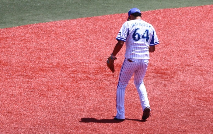 64Momose