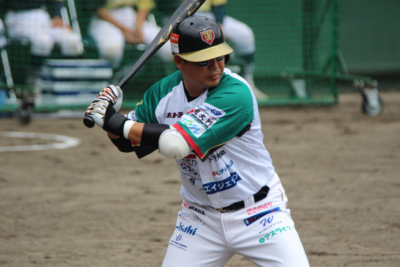 野球の記録で話したい 深まる村田修一 引退の謎 野球の記録で話したい 深まる村田修一 引退の謎