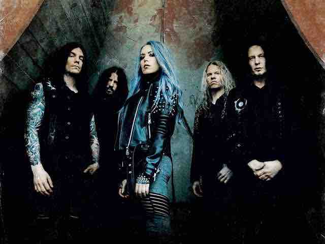 メタラーの上手な育て方 大事なのは勧めるバンドの順番でした メタル布教塾 Bass Label