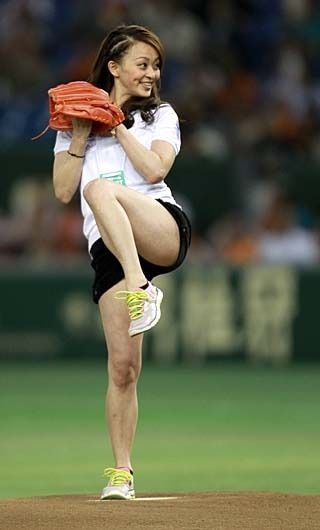 野球 体操 巨人 坂本勇人内野手 25 と元体操選手 田中理恵さん 26 昨年末から真剣交際 Basswing55