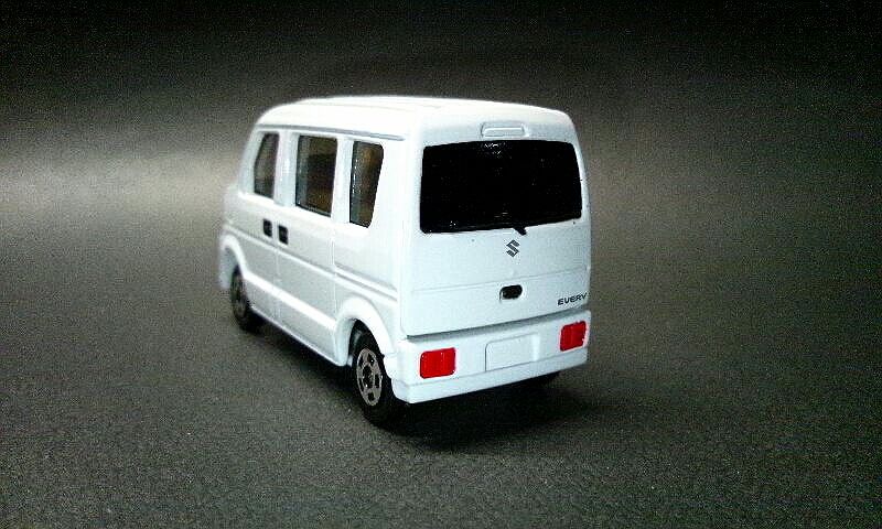 トミカ　軽自動車セット　白エブリィ　などなど トミカ 軽自動車セット スズキ エブリィ 2010年 | サンバー