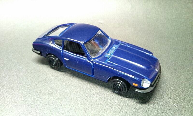 コミックトミカvol 2 湾岸ミッドナイト Nissan Fairlady S30z フェアレディs30z ミニカー レビュー たばらん日記 コミックトミカvol 2 湾岸ミッドナイト Nissan Fairlady S30z フェアレディs30z ミニカー レビュー たばらん日記