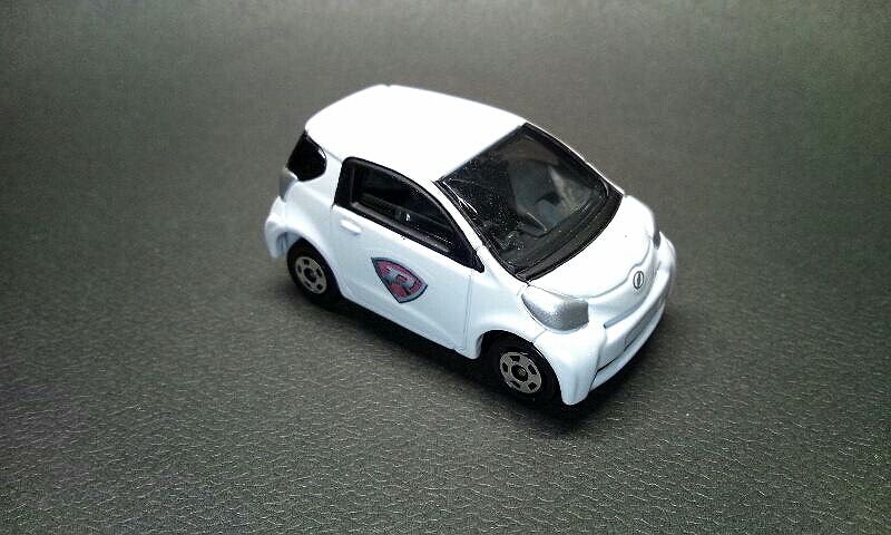 トミカ No 19 Toyota Iq トヨタ Iq ミニカー レビュー たばらん日記