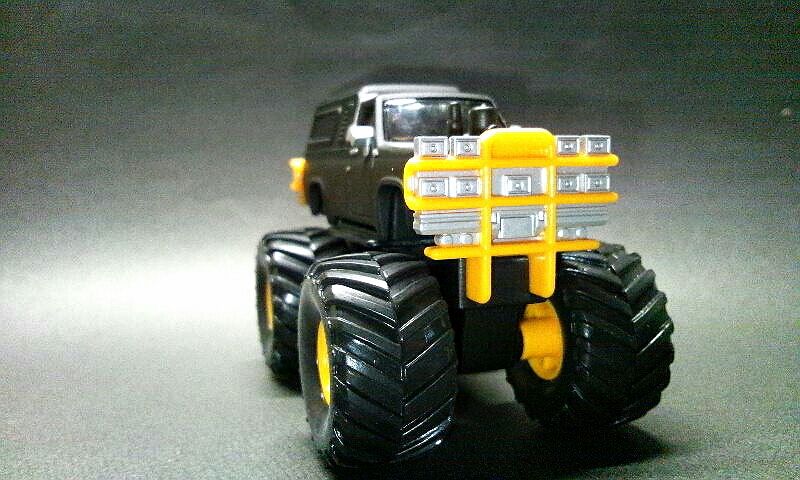バンダイ CHARAWHEELS ULTIMATE EDITION TAXI③ BLACK MONSTER TRUCK