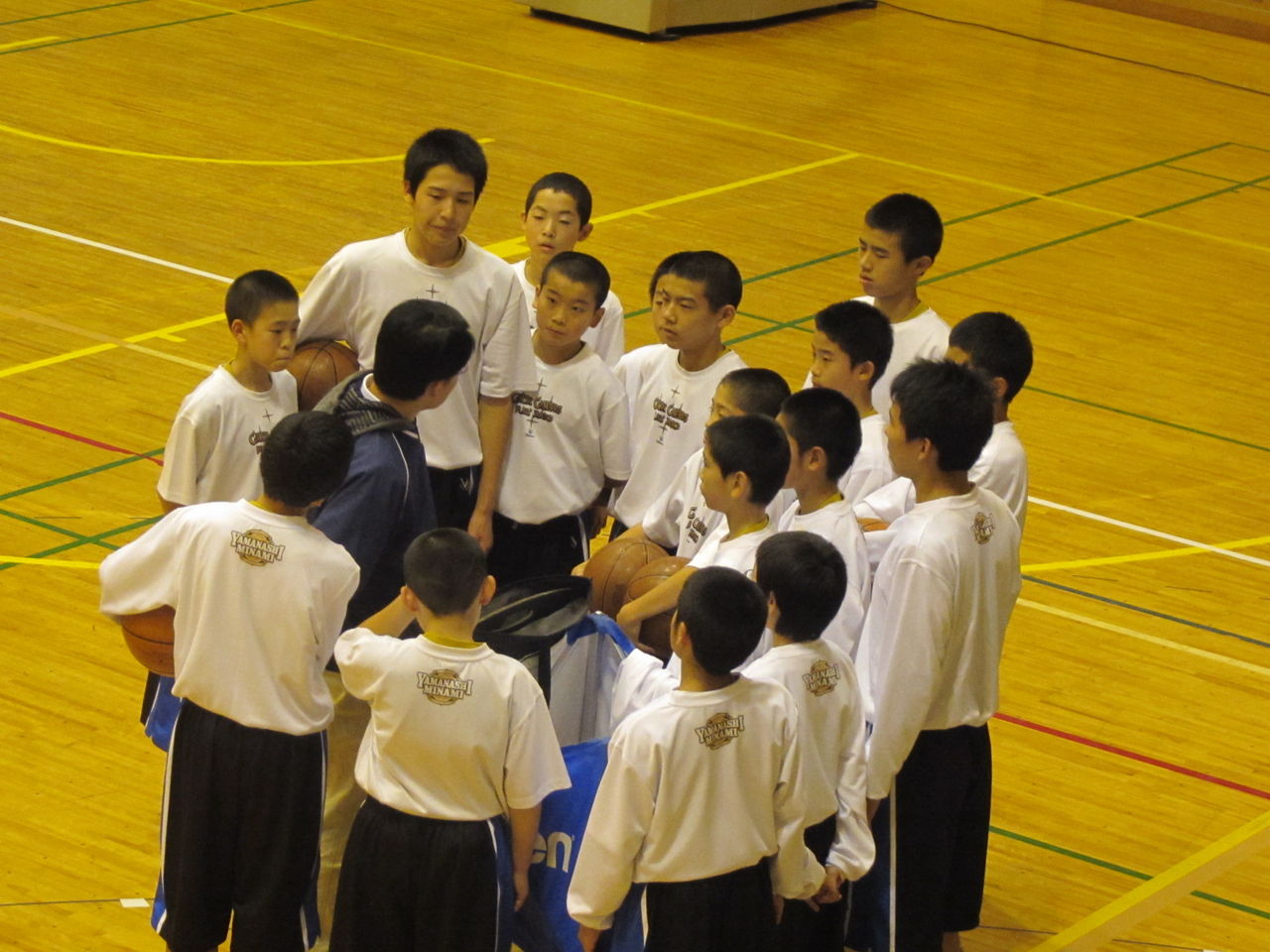 中学新人戦☆優勝は、山梨南&猿橋中学校♪ 山梨の🏀バスケットボール専門店☆ボンスポーツのスタッフ☆土屋晴幸のブログ☆ 中学新人戦☆優勝は、山梨南&猿橋中学校♪ 山梨の🏀バスケットボール専門店☆ボンスポーツのスタッフ☆土屋晴幸のブログ☆