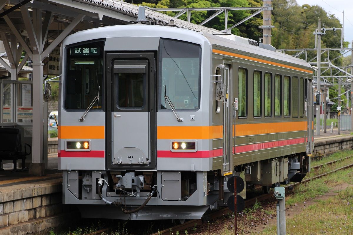 三次貸出中のキハ120形浜田色を撮影・大糸線貸出の動き (2019/6/22) ばたぬの撮影記録