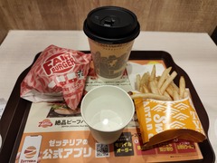 渋谷「ZETTERIA 渋谷道玄坂店」その20・デミグラ えびグラタンバーガー