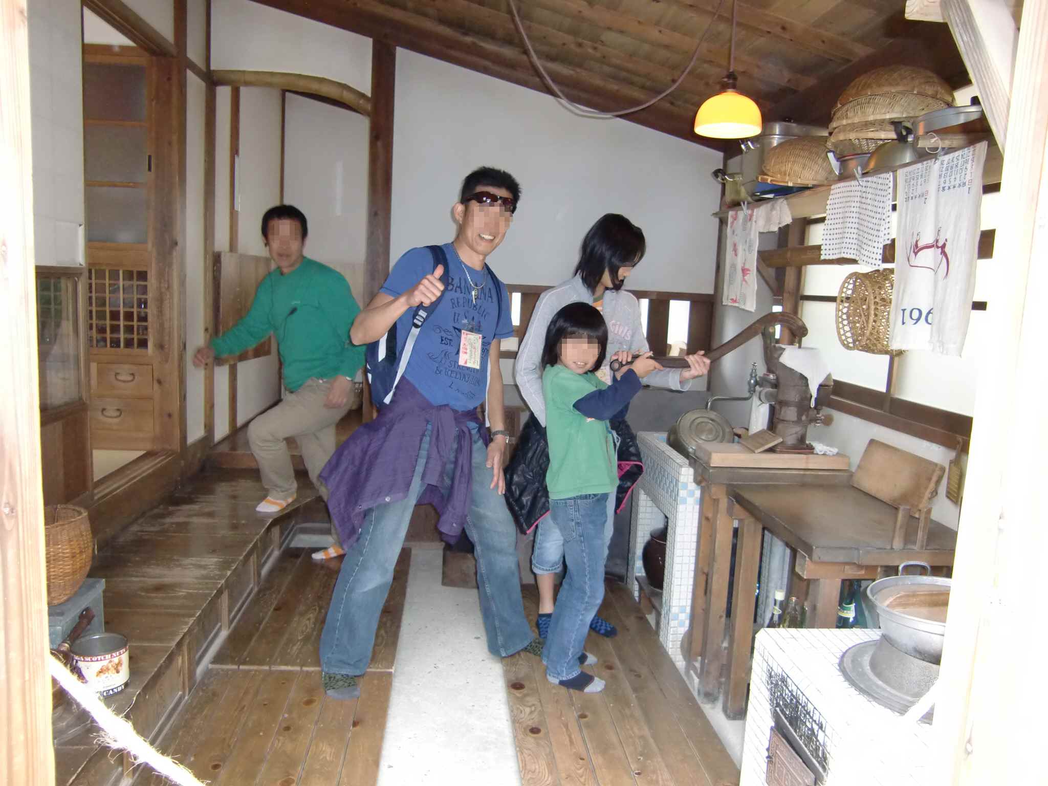 サツキとメイの家 休日の過ごし方 愛車はソラーラ