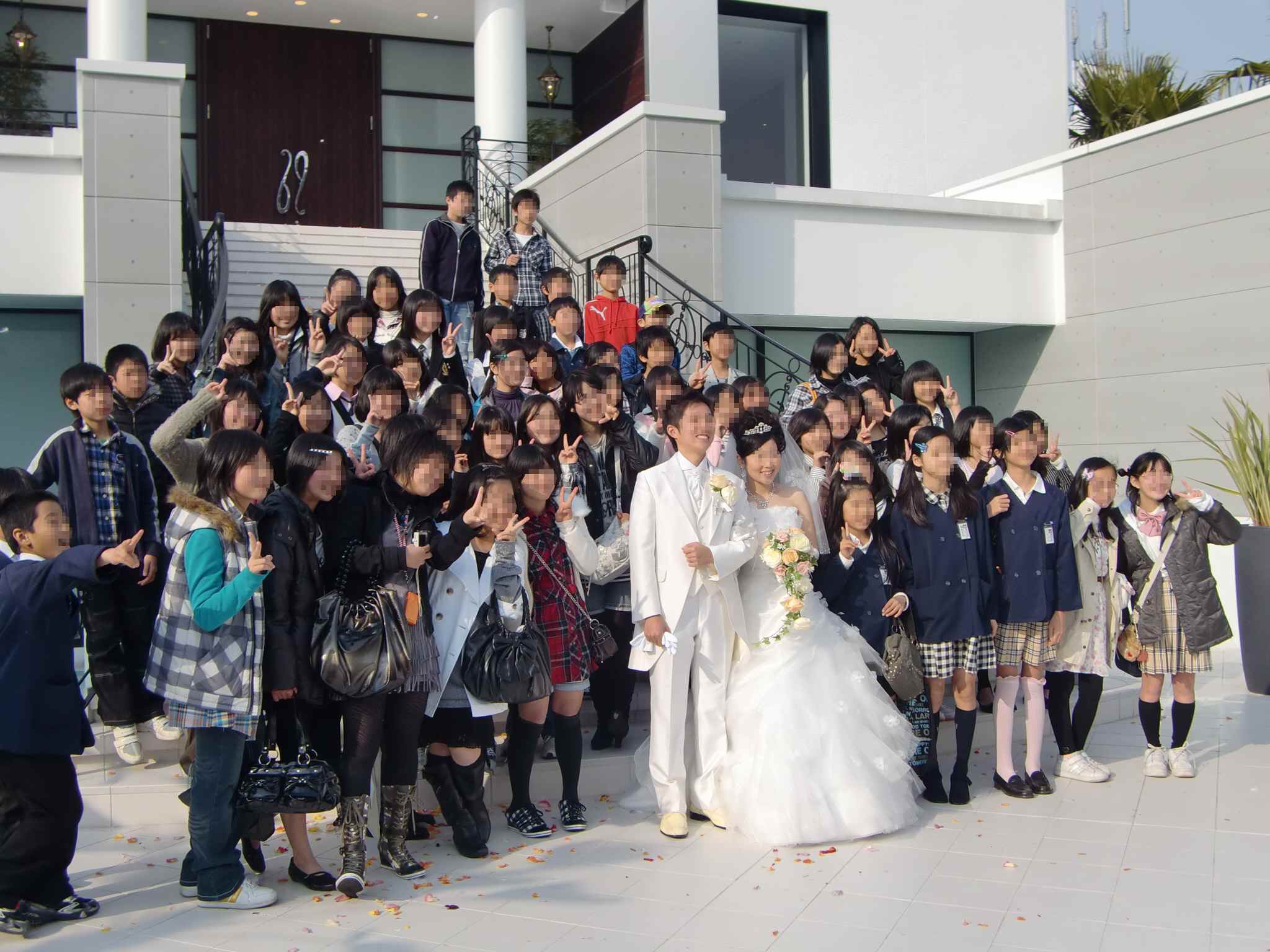 先生 結婚おめでとう 休日の過ごし方 愛車はソラーラ