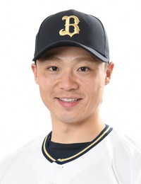 DeNA　山崎福也に大型契約提示、当初の４年総額８億円から上積みか　三浦監督も交渉に同席