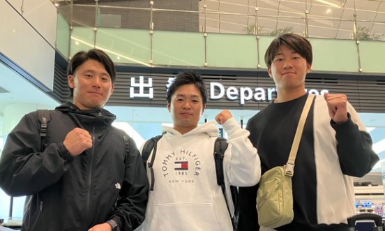 DeNA徳山壮磨、東妻純平選手がオーストラリアン・ベースボールリーグに合流するため日本を出発！
