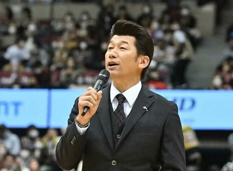 三浦大輔監督は、なんで川崎のバスケチーム応援してるの？