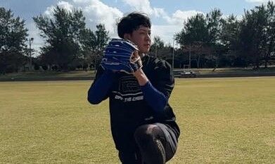 DeNA・平良拳太郎「体の幹・芯を強く」入江・竹田佑とともに沖縄の今帰仁村で過酷トレ