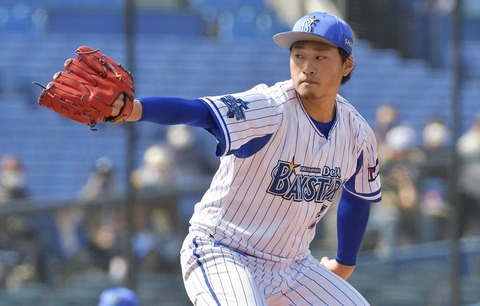 石田健大 (3)