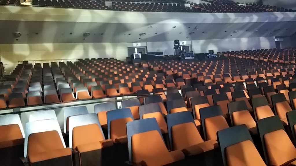 高知県立県民文化ホール オレンジホール a Official 高知県立県民文化ホール オレンジホール a Official