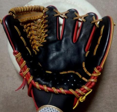グラブcollection40 軟式革命 鳥谷モデル : GLOVE HUNTER グラブ グラブcollection40 軟式革命 鳥谷モデル : GLOVE HUNTER グラブ
