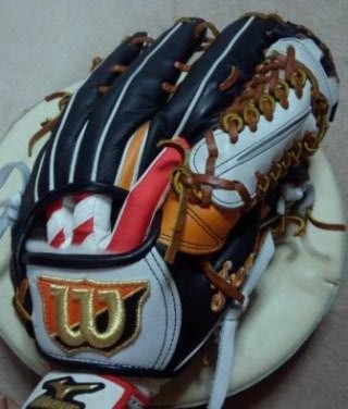 グラブcollection18 Wilsonウィルソン 田中賢介モデル : GLOVE HUNTER