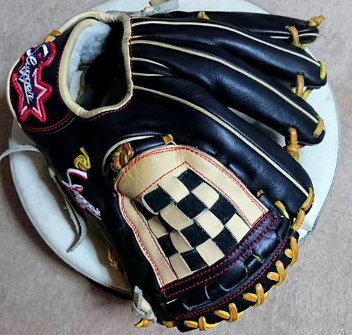 久保田運動具店福岡支店へ : GLOVE HUNTER グラブ ハンター
