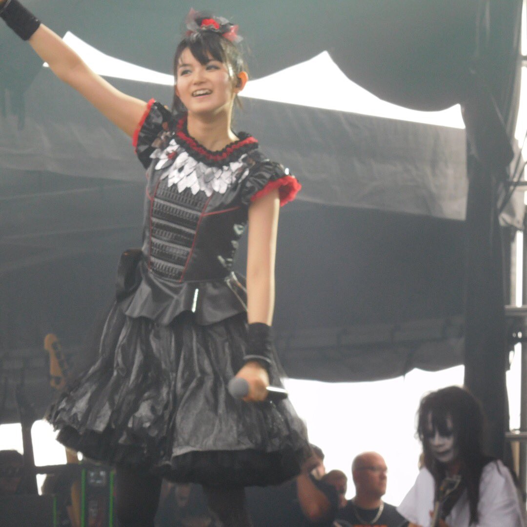 中元すず香&SU-METALの可愛いくてカッコいい画像集!「綺麗すぎる」「本物のアイドル」 : BABYMETALまとめもりー