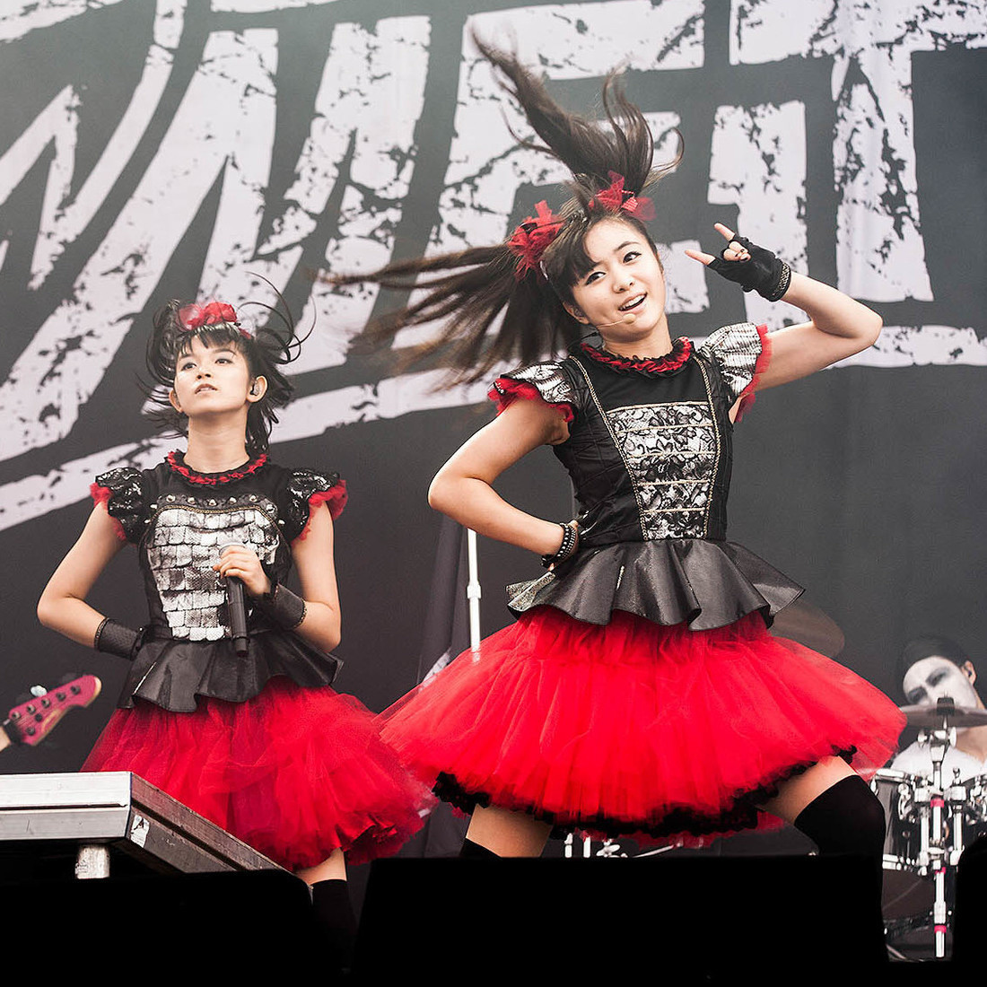 BABYMETALまとめもりー【画像】MOAMETALのカッコいい写真集!円陣の最愛が気合い入った真剣な表情で格好いい!!